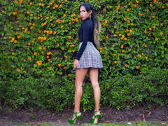 halliecherry - female with black hair and  small tits webcam at LiveJasmin