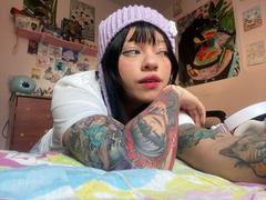 Hanabii - female with black hair and  small tits webcam at xLoveCam