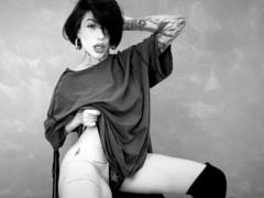 HannahBorbon - female with black hair webcam at xLoveCam