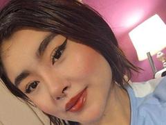 HannaGoez - female with brown hair and  big tits webcam at LiveJasmin