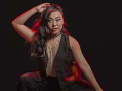 HannaKim - female with black hair webcam at LiveJasmin