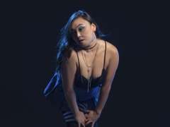 HannaKim - female with black hair webcam at LiveJasmin