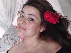 HannaMilff - female with brown hair and  big tits webcam at xLoveCam