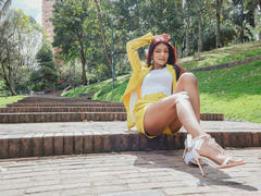 HannaPretty - female with  big tits webcam at xLoveCam