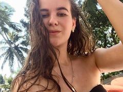 HannaSunshine from xLoveCam