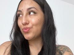 HannahMorena - female webcam at xLoveCam