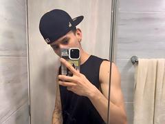 HardinBat - male webcam at xLoveCam