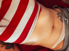 HarleyQuinn-hot - female with brown hair webcam at xLoveCam