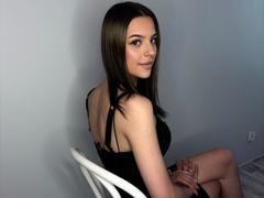 HarperCharming - female with brown hair and  big tits webcam at xLoveCam