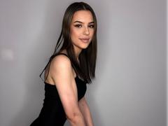 HarperCharming - female with brown hair and  big tits webcam at xLoveCam