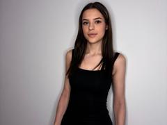 HarperCharming - female with brown hair and  big tits webcam at xLoveCam