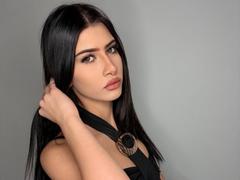 HesterVase - female with black hair webcam at LiveJasmin