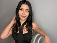 HesterVase - female with black hair webcam at LiveJasmin