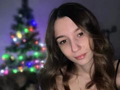 HarrietDimarzo - female with brown hair webcam at xLoveCam
