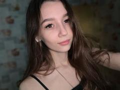HarrietDimarzo - female with brown hair webcam at xLoveCam