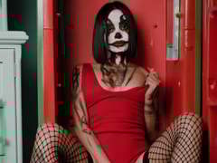 HarrietWhite - female with black hair webcam at LiveJasmin