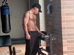 HarrinsonHairy - male webcam at xLoveCam