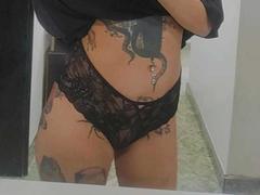 HaryBlair - female with black hair and  big tits webcam at xLoveCam