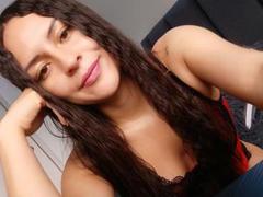 HayleeWarner - female with black hair webcam at xLoveCam