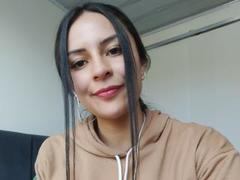 HayleeWarner from xLoveCam