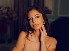 HayleeNewman - blond female with  big tits webcam at LiveJasmin