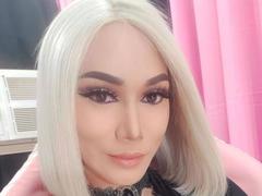 HeavenlySelfsuck-hot - shemale webcam at xLoveCam