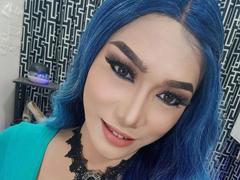 HeavenlySelfsuck-hot - shemale webcam at xLoveCam