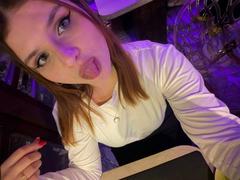 HeikeRippy - female with red hair and  big tits webcam at xLoveCam
