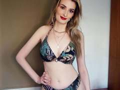 JeydaaD - blond female with  big tits webcam at ImLive