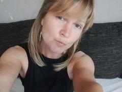 HeisseSpitzmaus-hot from xLoveCam