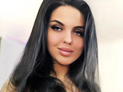 HeisseVerra-hot - female with black hair webcam at xLoveCam