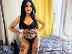 HeisseVerra-hot - female with black hair webcam at xLoveCam