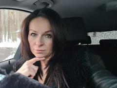 HelenDesire - female with brown hair and  big tits webcam at xLoveCam