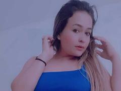 HelenRosee - blond female with  small tits webcam at xLoveCam