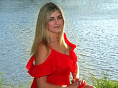 HelenUnique - female webcam at xLoveCam