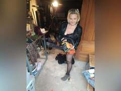 HelenaGloss - blond female webcam at xLoveCam