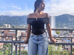 Helena_Jones - female with black hair and  big tits webcam at ImLive