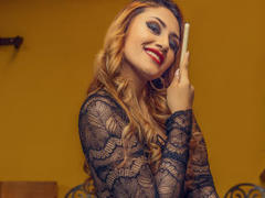 HellenWatson - blond female webcam at xLoveCam