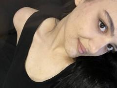 HesterLatus - female with black hair webcam at xLoveCam