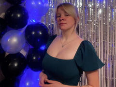 HettieNell - blond female webcam at xLoveCam