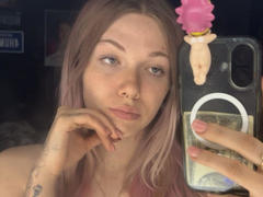HighlifeBellaxo from xLoveCam
