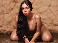 HillaryBigButt - female with brown hair and  big tits webcam at xLoveCam