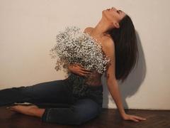 HilyHaraYes - female webcam at xLoveCam