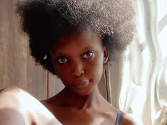 HippieShanice from xLoveCam