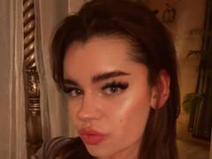 HolleyFeehery from xLoveCam