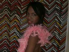 Hollies-hot - female with black hair webcam at xLoveCam