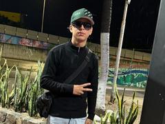 HollmanFronsh - male webcam at xLoveCam