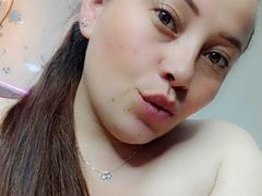 HoneyHotX - female with brown hair and  small tits webcam at xLoveCam