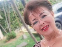 HollyFoks - female with red hair and  big tits webcam at LiveJasmin