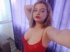 HospotsForU - blond female with  big tits webcam at xLoveCam